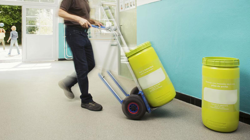 Fûts à couvercle à vis en plastique pour la collecte des piles