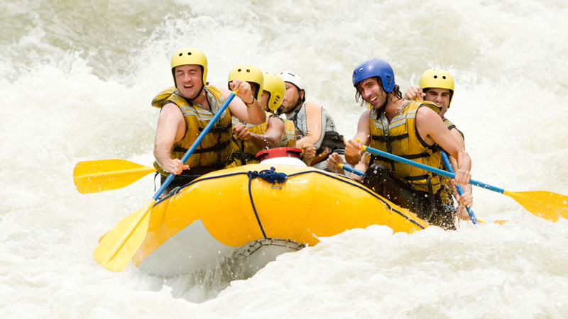 Fûts plastiques avec couvercle à vis utilisé pour le rafting